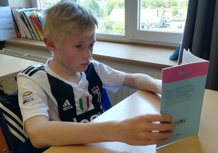 Saint Joseph école fondamentale maternelle primaire tout le monde lit 1