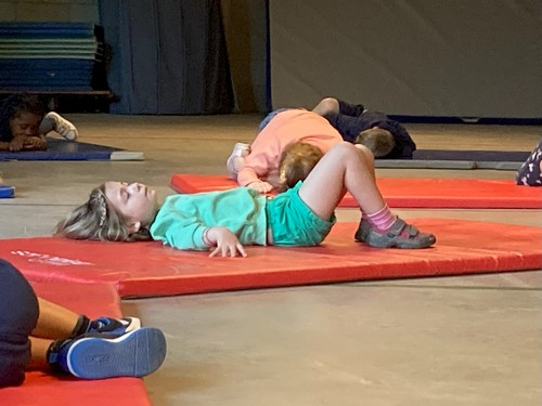 Yoga M2 saint joseph remouchamps école fondamentale maternel primaire 1